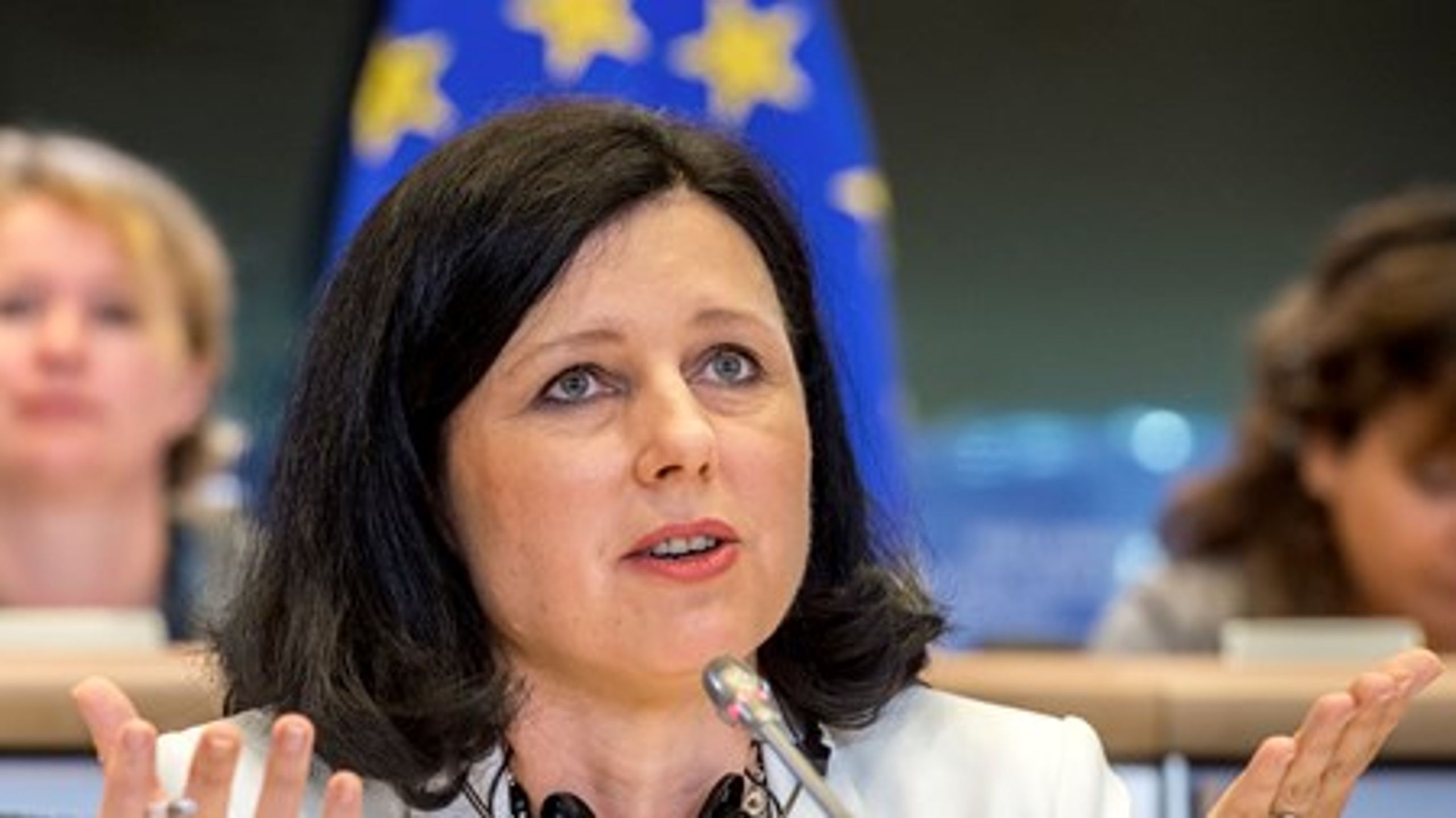 Vĕra Jourová väntar på parlamentets godkännande som ny EU-kommissionär.