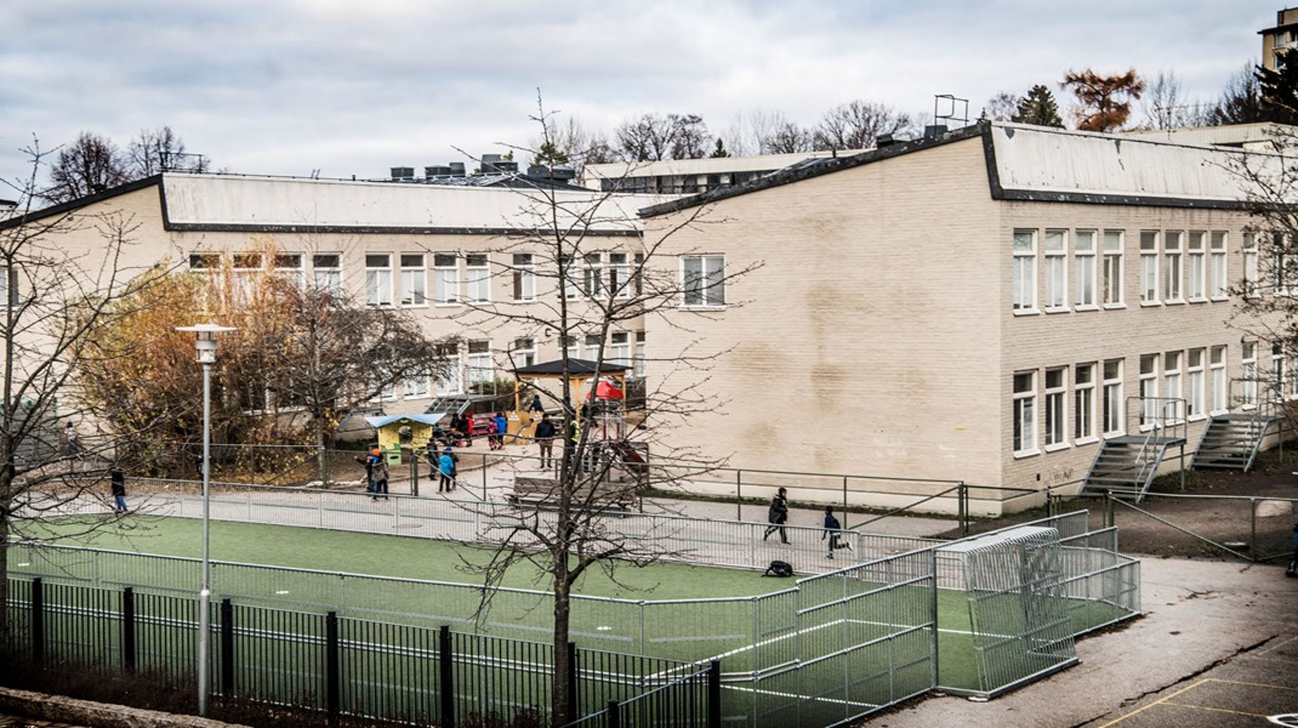 Al-Azharskolan i Stockholm. Två skolor i Örebro som ägs av&nbsp;Al-Ahzar Stiftelsen stängs av Skolinspektionen.&nbsp;