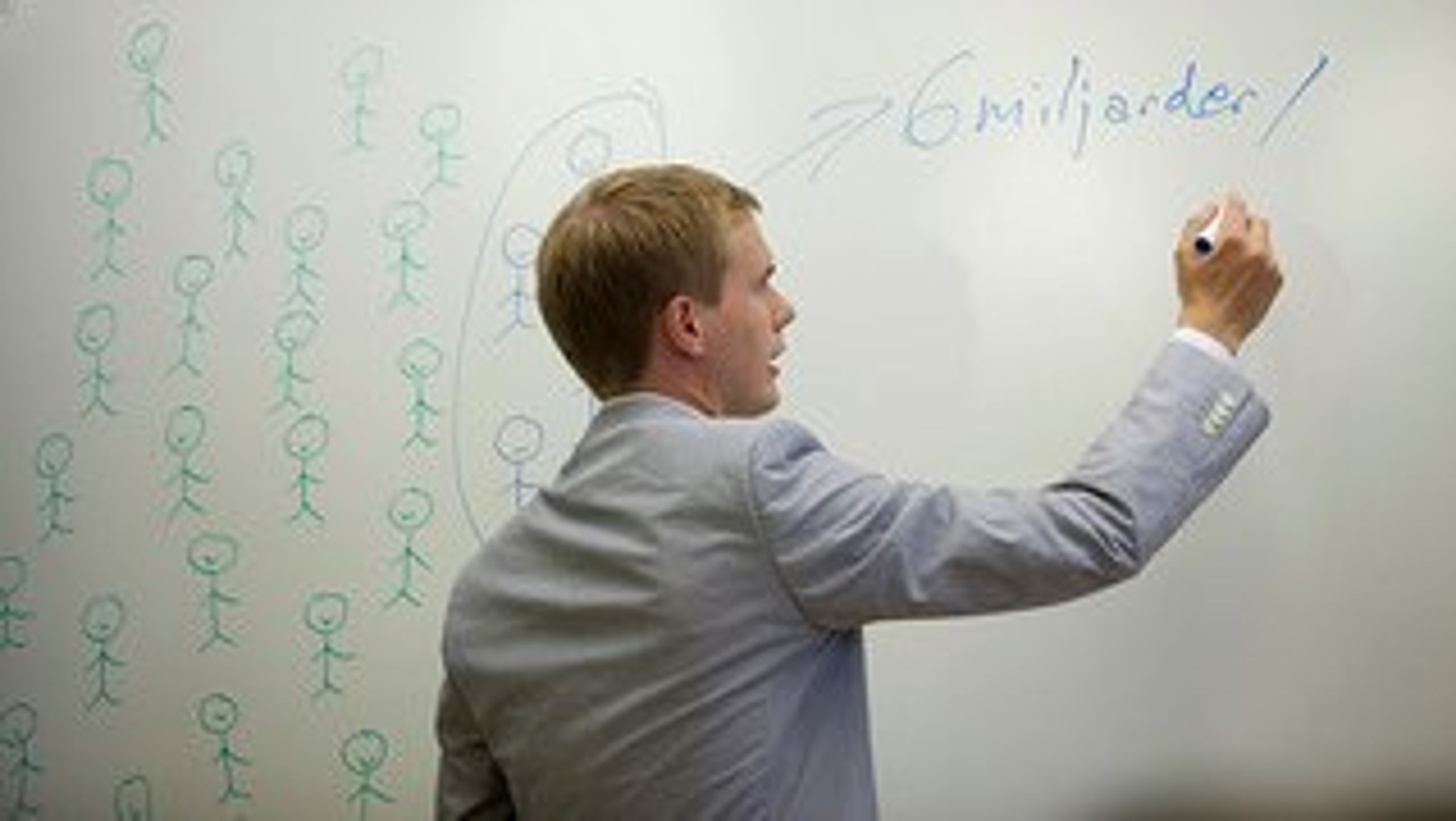 Utbildningsminister Gustav Fridolin (MP) gillar inte detaljstyrning av skolan. Han stoppar sin företrädares utredning om ordning och reda.