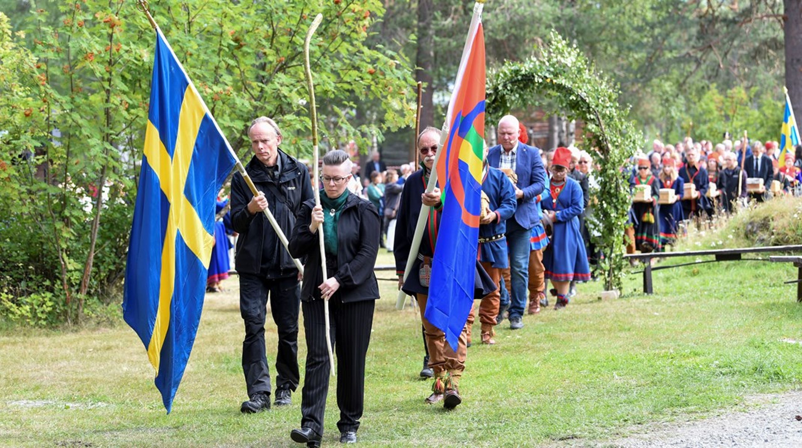 Återbördandet av kvarlevor från samer är en känslig fråga. Bilden är tagen 2019, när man återbördade kvarlevor till kyrkoplatsen på Gammplatsen i Lycksele där de hade grävts upp ungefär 70 år tidigare.