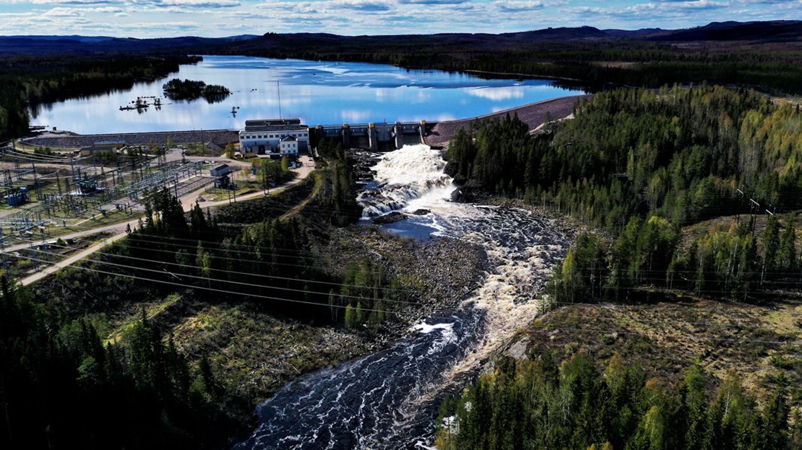 Vattenkraftverket Laforsen, en del av Ljusnan,&nbsp;utanför Kårböle.