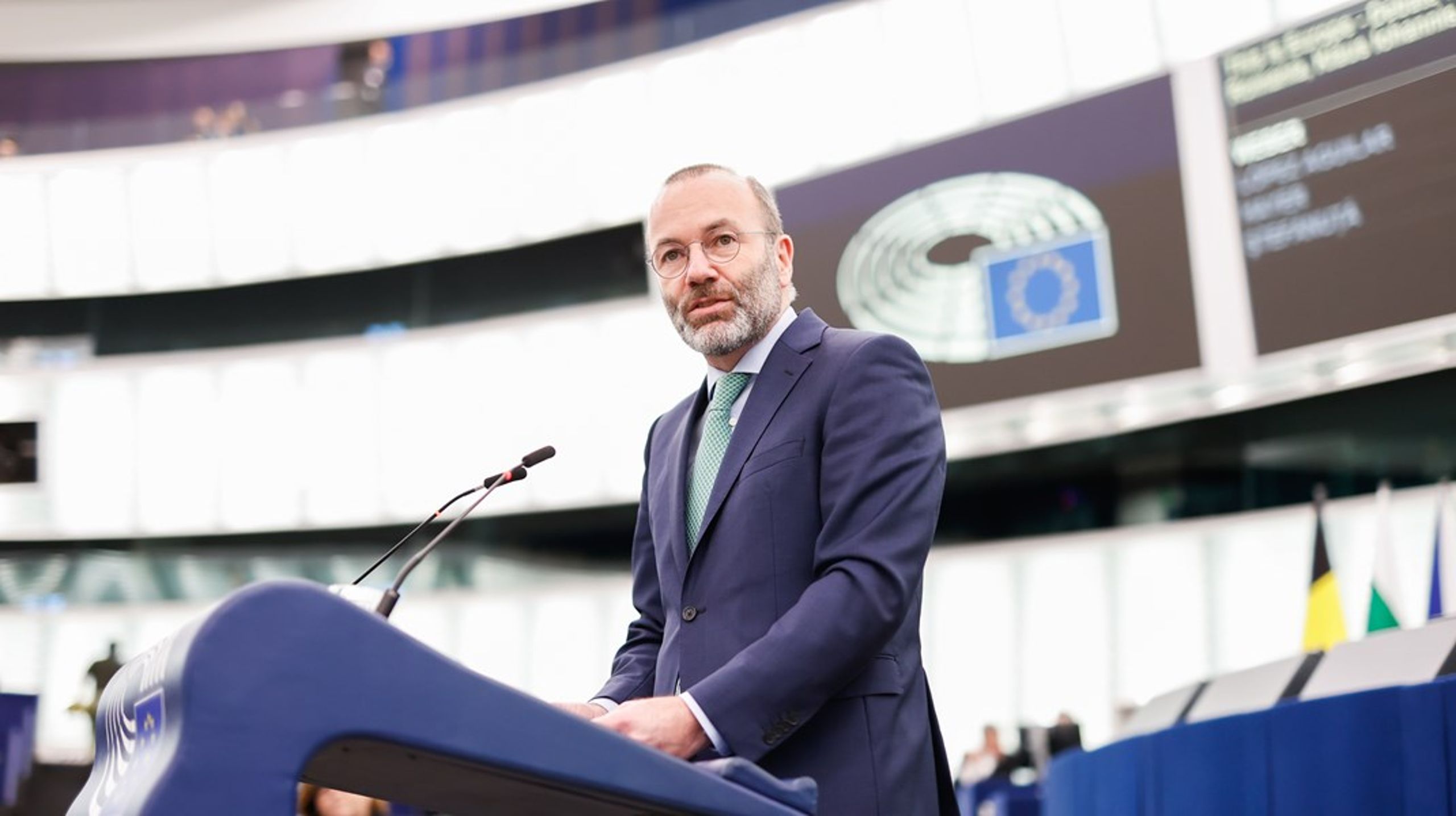 <b>”</b>Den gröna omställningen kommer att få massiva sociala konsekvenser. Det är detta som skapar grogrund för populism<b>”</b>, säger Manfred Weber, ordförande för Europaparlamentets konservativa grupp (EPP), om sin rädsla för väljarflykt till extremhögern i det kommande EU-valet.<br>