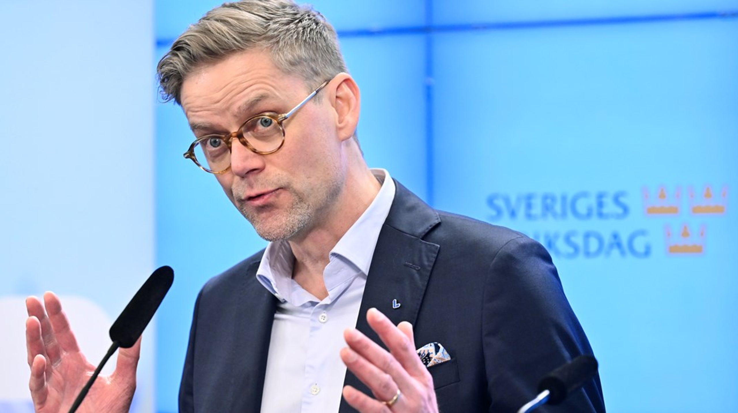 Liberalernas Jakob Olofsgård var en av dem som under måndagen debatterade propositionen om de nya demokrativillkoren för civilsamhälle och trossamfund.<br>