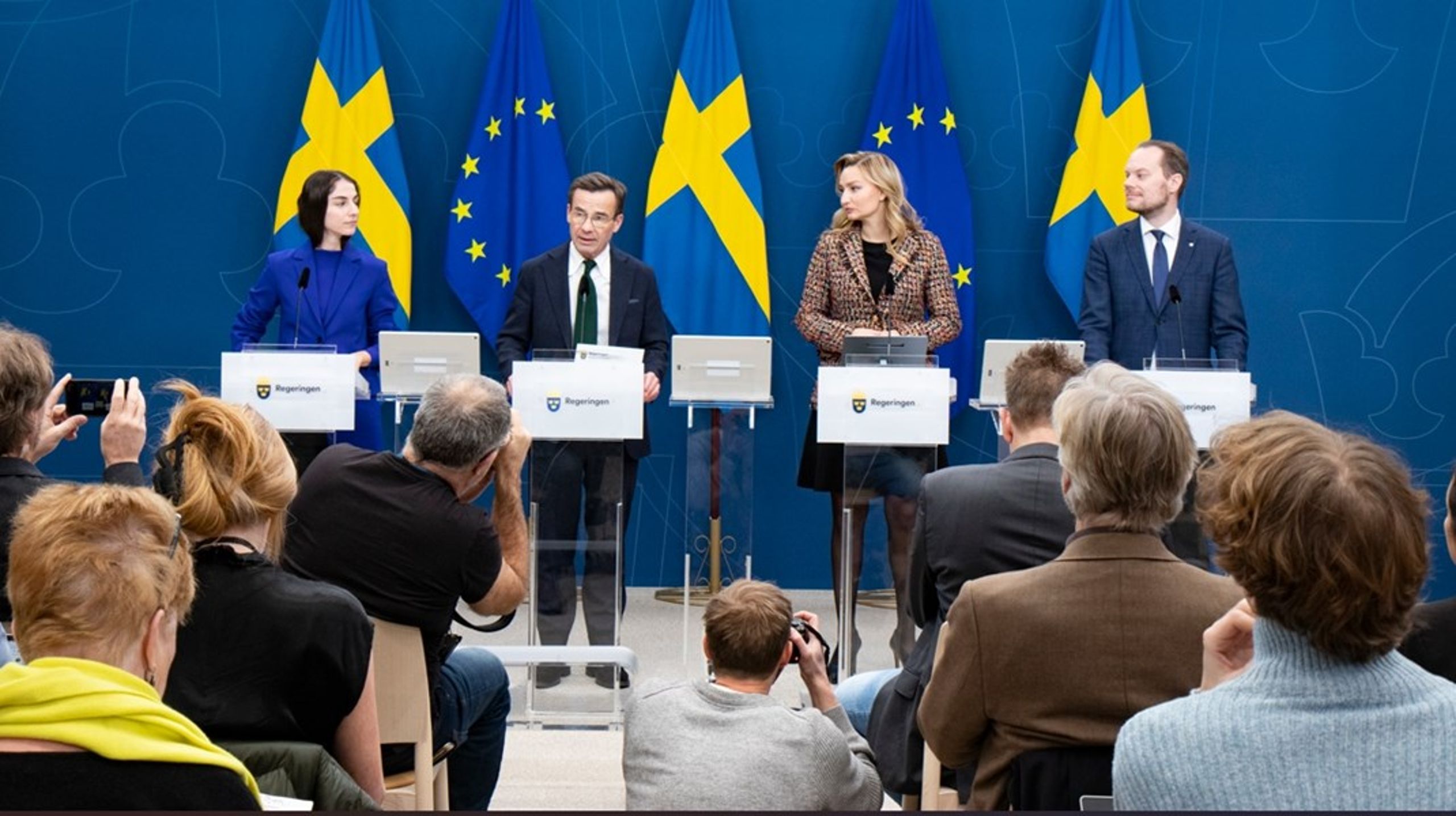 ”Vårt fokus nu efter EU:s klimatpaket Fitfor55 är att skapa
förutsättningar för att Sverige ska klara sina klimatmål på ett så effektivt sätt
som möjligt,” var statsministerns budskap i vintras. Men flera stora luckor återfinns i regeringens redovisade energi- och klimatpolitik för att leva upp till de gemensamt antagna EU-regelverken.<br>