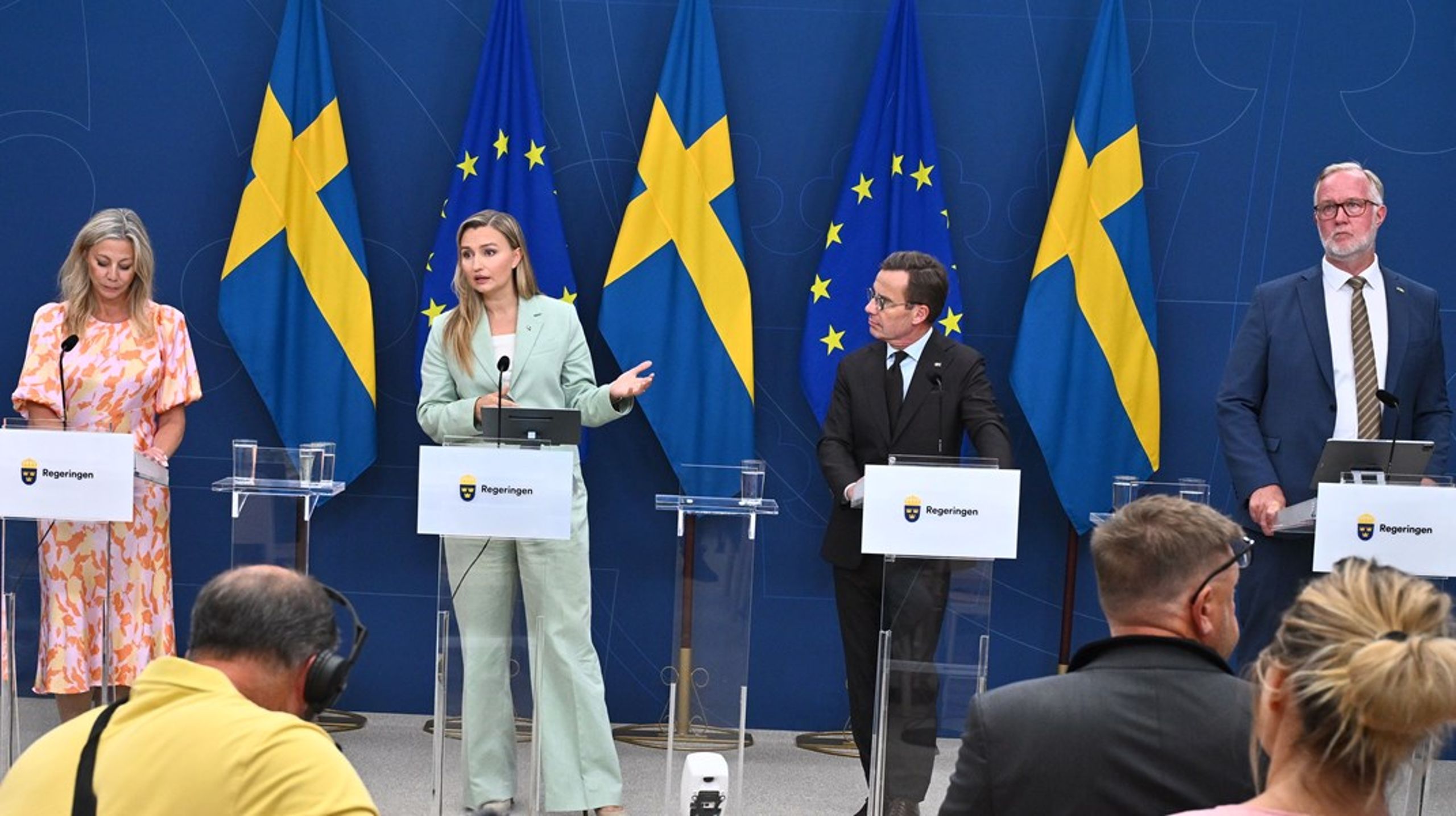 Statsminister Ulf Kristersson (M) höll på tisdagen pressträff tillsammans med energi- och näringsminister Ebba Busch (KD), arbetsmarknads- och integrationsminister Johan Pehrson (L) och Sverigedemokraternas gruppledare Linda Lindberg (SD).&nbsp;