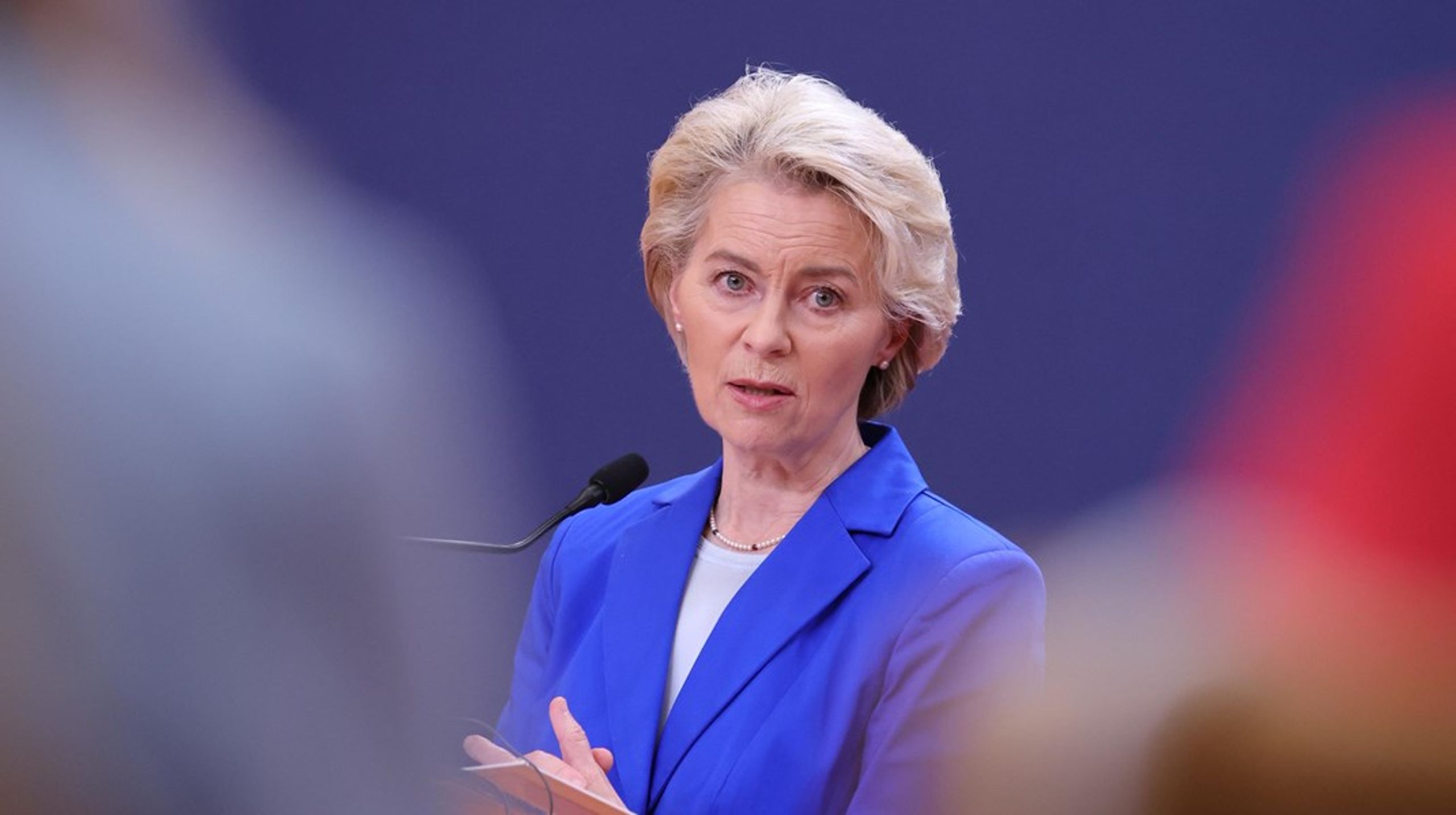 EU-kommissionens ordförande Ursula von der Leyen skulle ha presenterat sitt nya team av kommissionärer på onsdagen, men nu försenas det med en vecka.