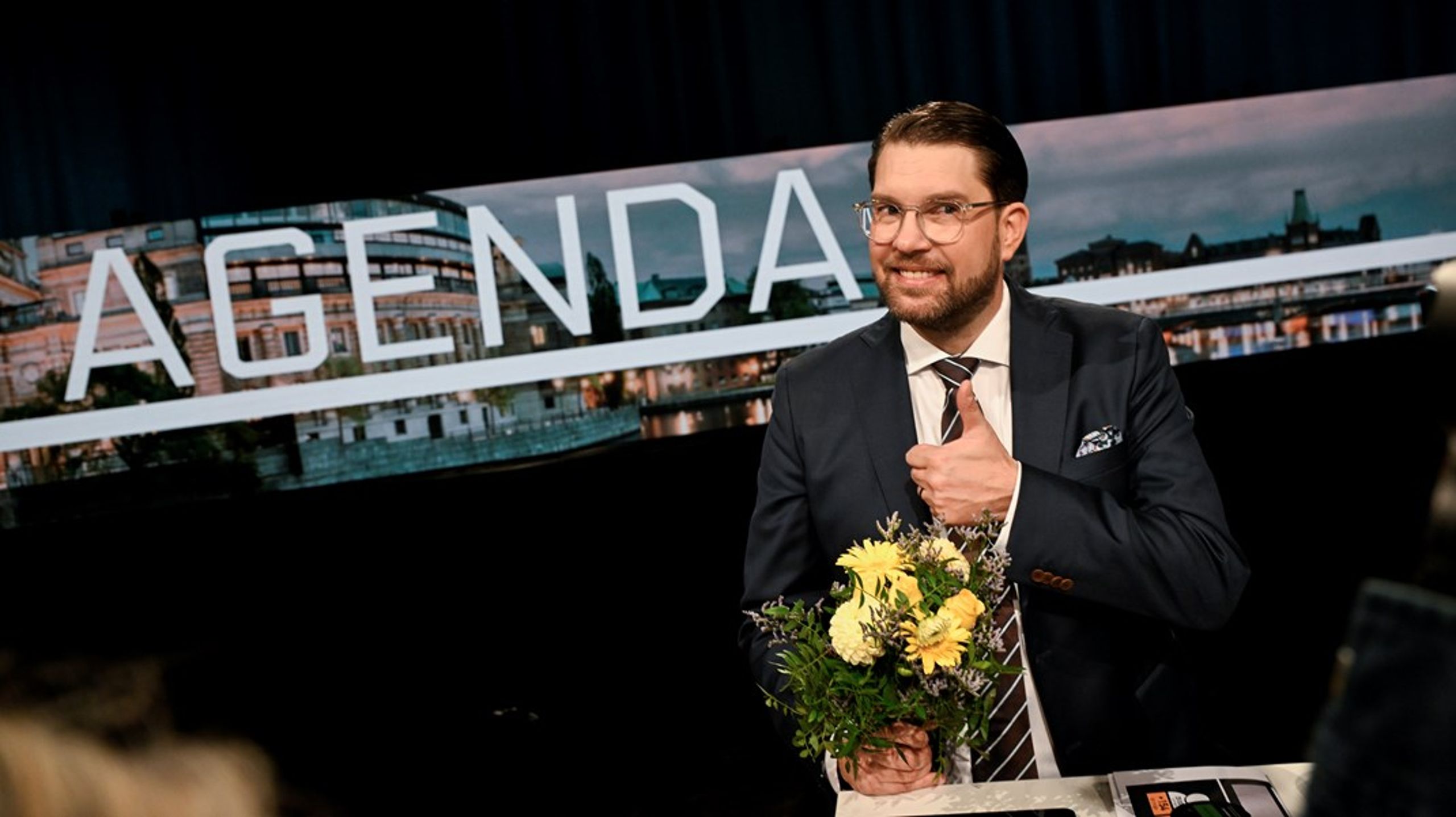 SD:s partiledare Jimmie Åkesson står bakom kornas rätt att beta utomhus. Men partiet kan komma att ändra sig.