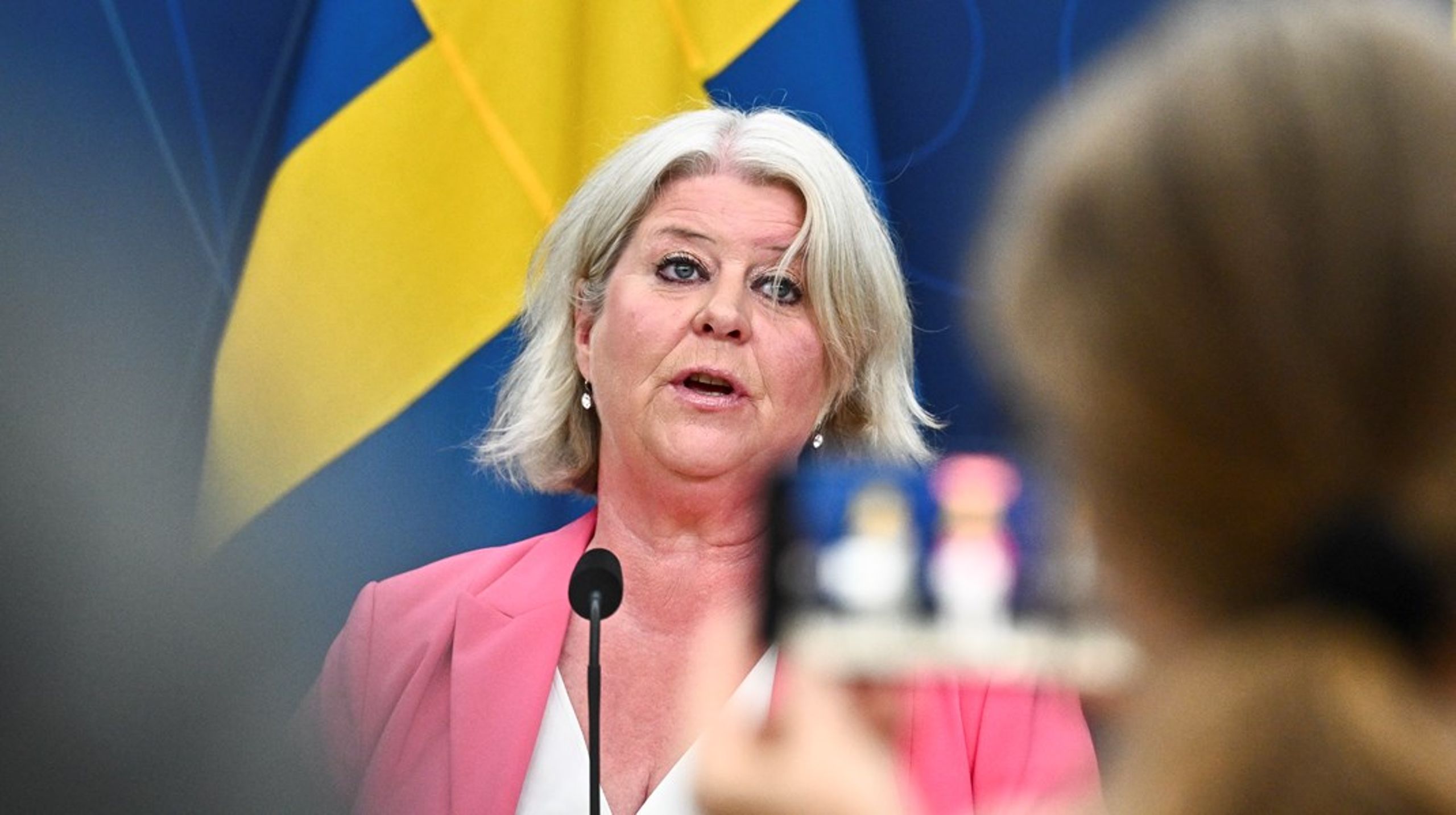 ”Vi måste ta krafttag för att se till att inget barn i Sverige ska behöva stå utan ett tryggt hem”, säger socialtjänstminister Camilla Waltersson Grönvall.