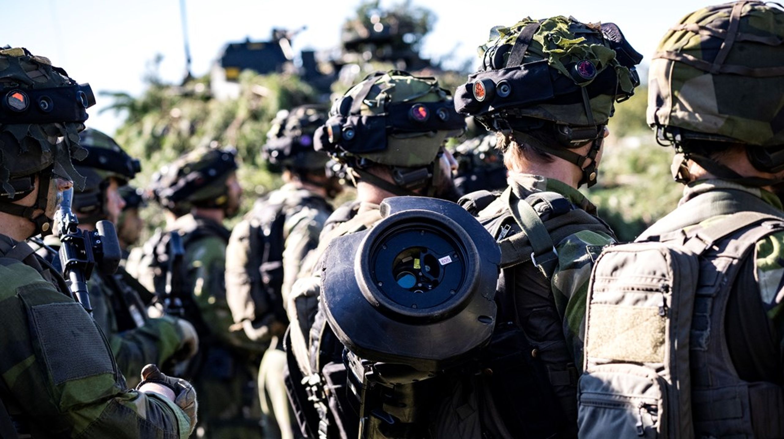 Svårt veta hur stor räkningen blir. Det avskräcker polisen från att be försvaret om hjälp.