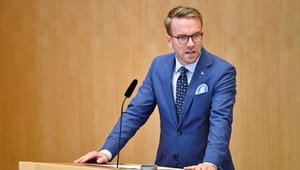 S pressar regeringen om arbetskriminalitet – ministern tillbakavisar kritiken