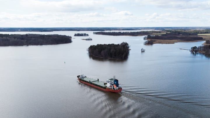 Regeringen uppmanas stärka sjöfartens förutsättningar ytterligare